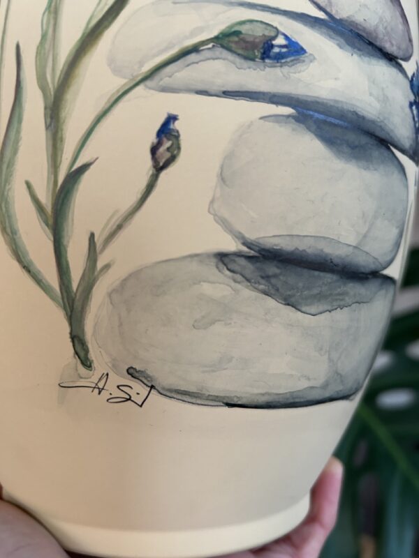 EIN KUNSTWERK AUF DER URNE – Bild 12